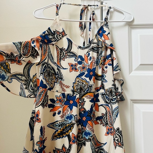 Nwtstunning multicolor romper size small - Picture 3 of 7